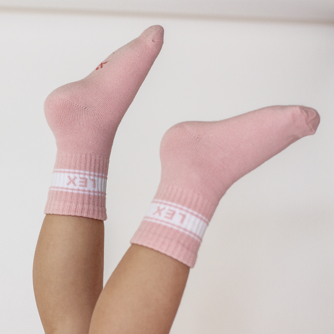 WANDER CREW SOCKS (DUSTY PINK)