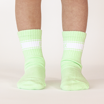 WANDER CREW SOCKS (LIME GREEN)