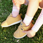 WANDER CREW SOCKS (DUSTY PINK)