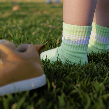 WANDER CREW SOCKS (LIME GREEN)